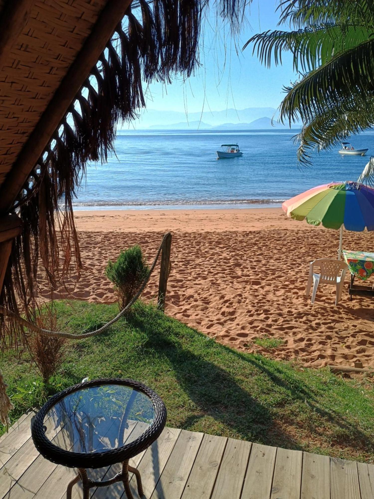 Chales Do Pedro Hospedagem E Restaurante Praia de Aracatiba Exterior photo